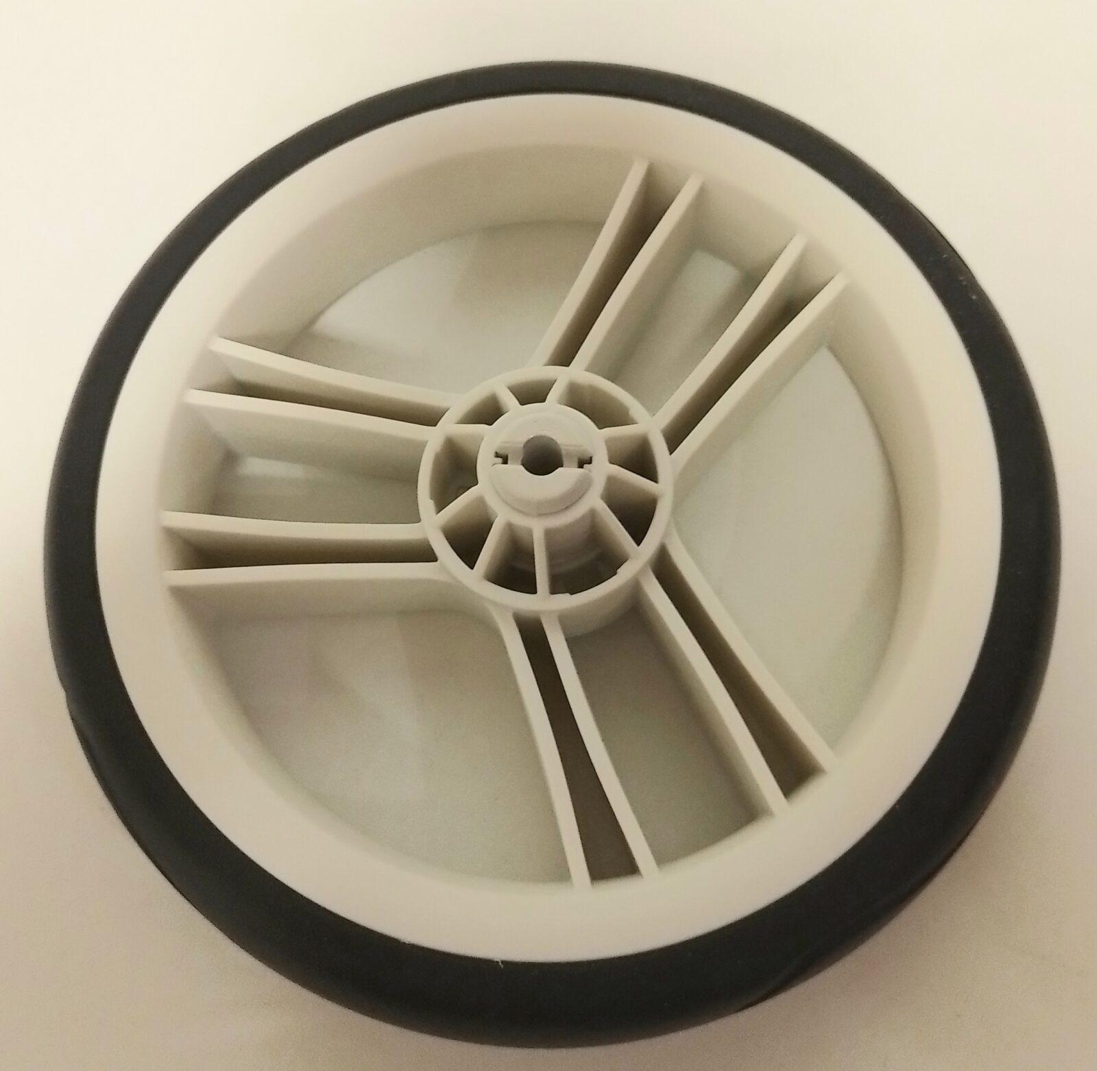 Une roue avant My City Chicco SOS Poussettes